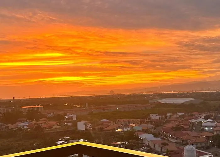 Lägenhetshotell Royal Oceancrest Mactan Staycation 3*
