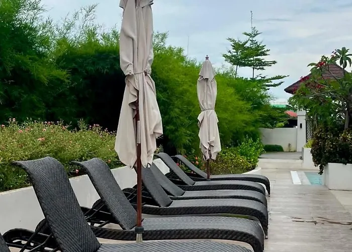 Royal Oceancrest Mactan Staycation 3* Lapu-Lapu City